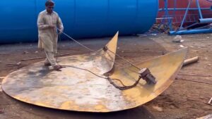 Lire la suite à propos de l’article Men Build GIANT GRAIN SILO by Hand Using Limited Tools | Start to Finish by @pkrestoration1461